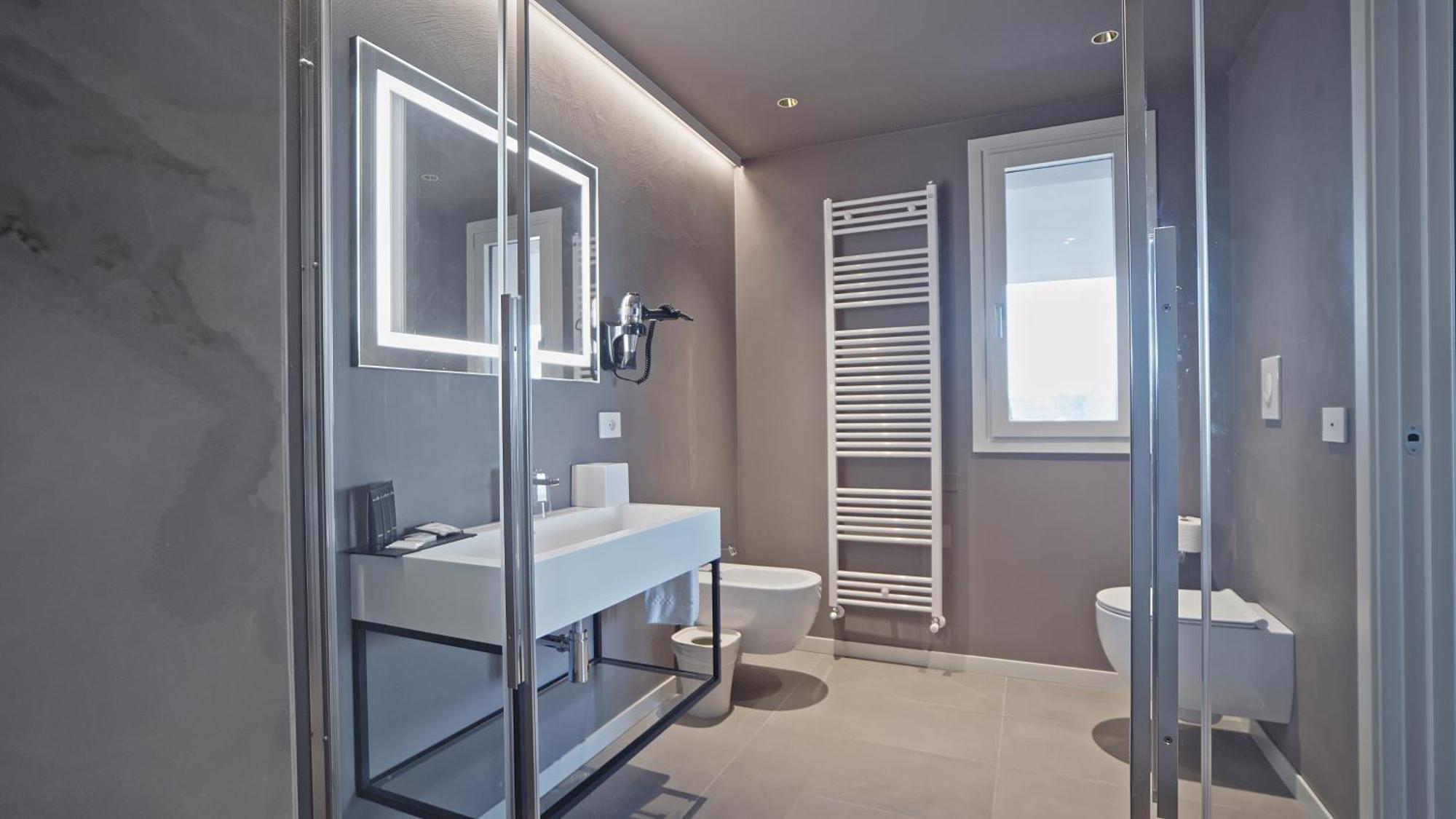 Hotel Cristal Sirmione Rum bild