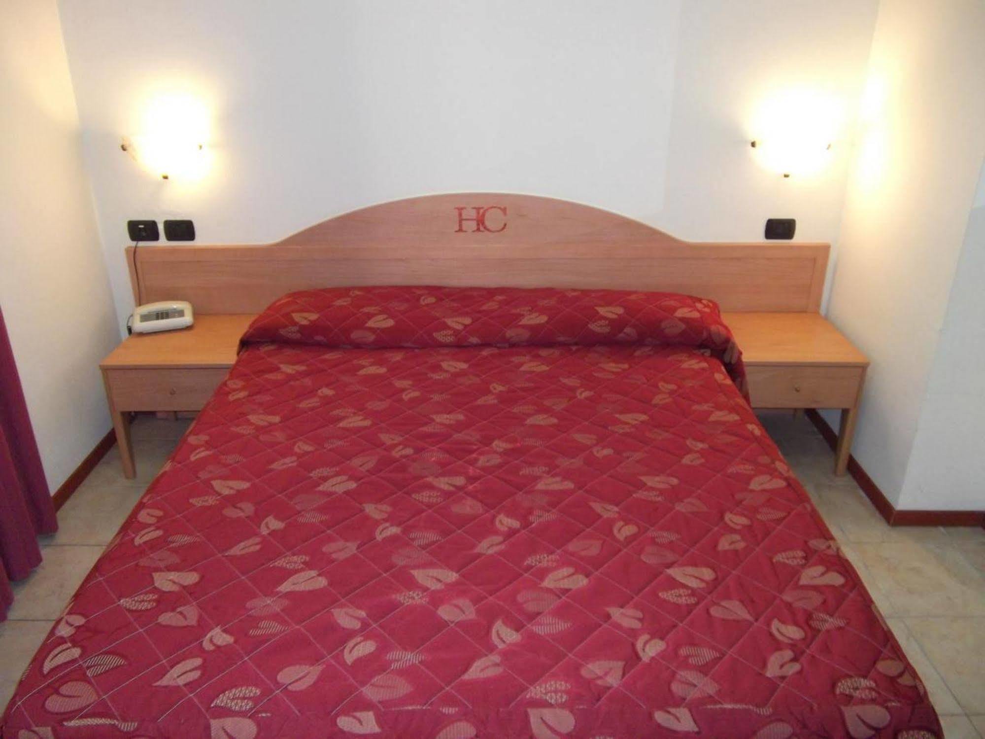 Hotel Cristal Sirmione Exteriör bild
